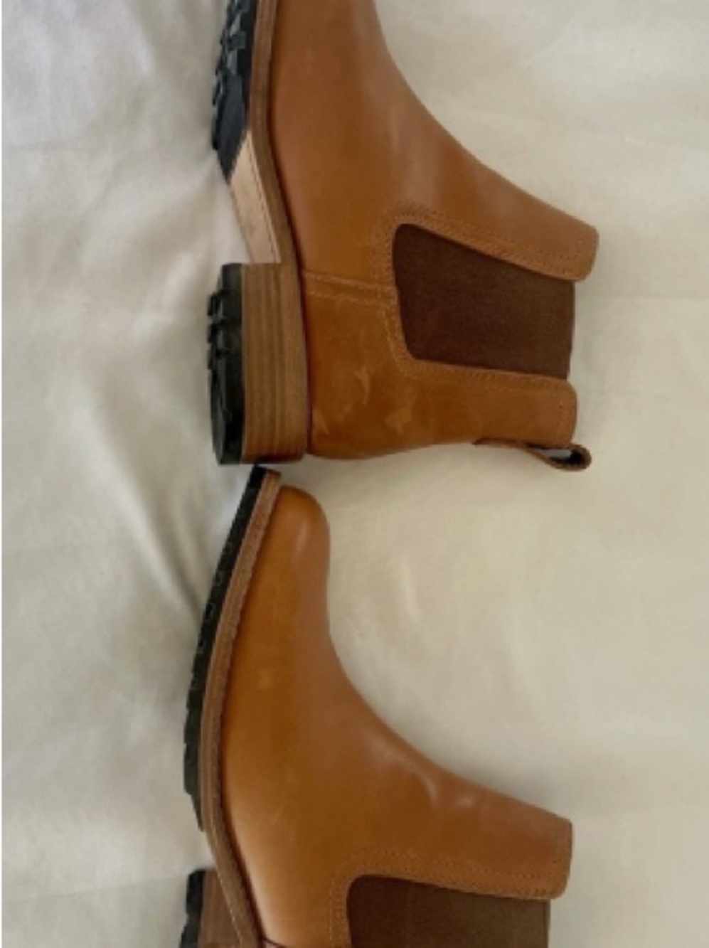 Women’s Chelsea Boots in Tan Leather Patina brand size 9.5 - Picture 3 of 5